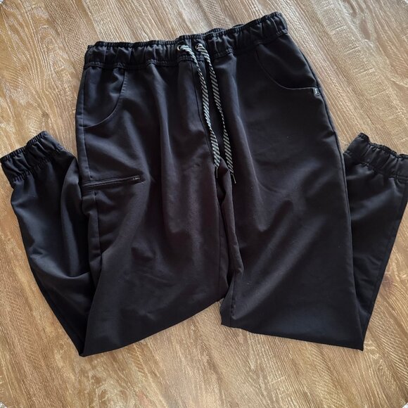 Set of Jaanuu Black Scrubs - MediumTop, Large Jogger Bottoms - Picture 2 of 6